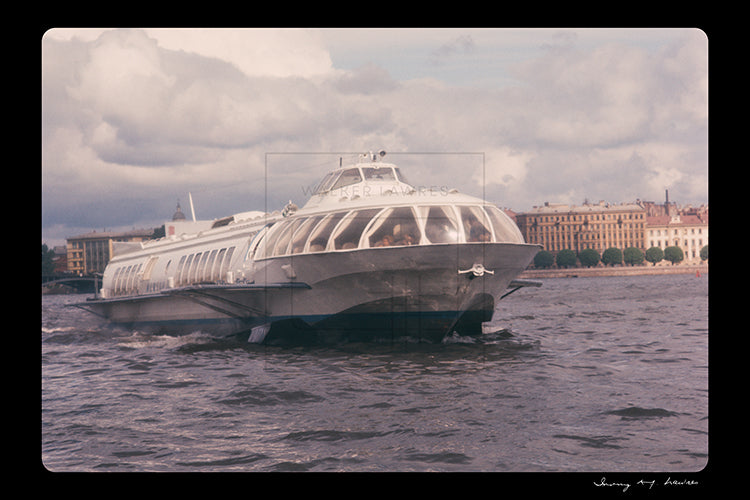 Untitled, Ferry to Peterhof Palace, Leningrad, Russia, 1974 (WL00198: Series of 15)